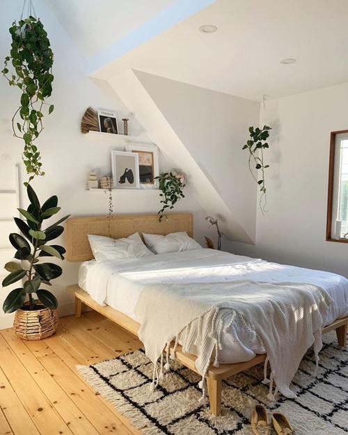 Bedroom Corners